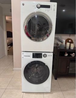 Front Load Washer and Dryer Set