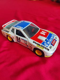 Burago Porsche 924 Turbo White Model Kit 1/24 Scale Made In Italy Collectable