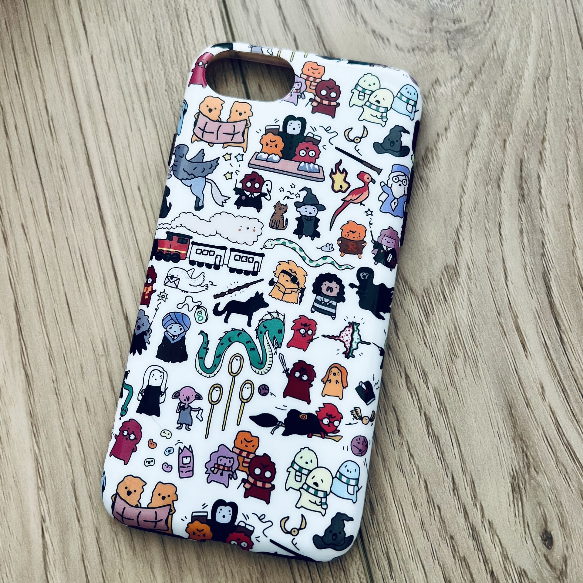 Apple iPhone 8 ~ Harry Potter / Artist Cartoon Style - So Cute!