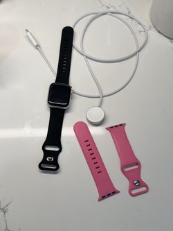 Apple Watch SE Bundle – Fully Working – Charger + 2 Bands Included