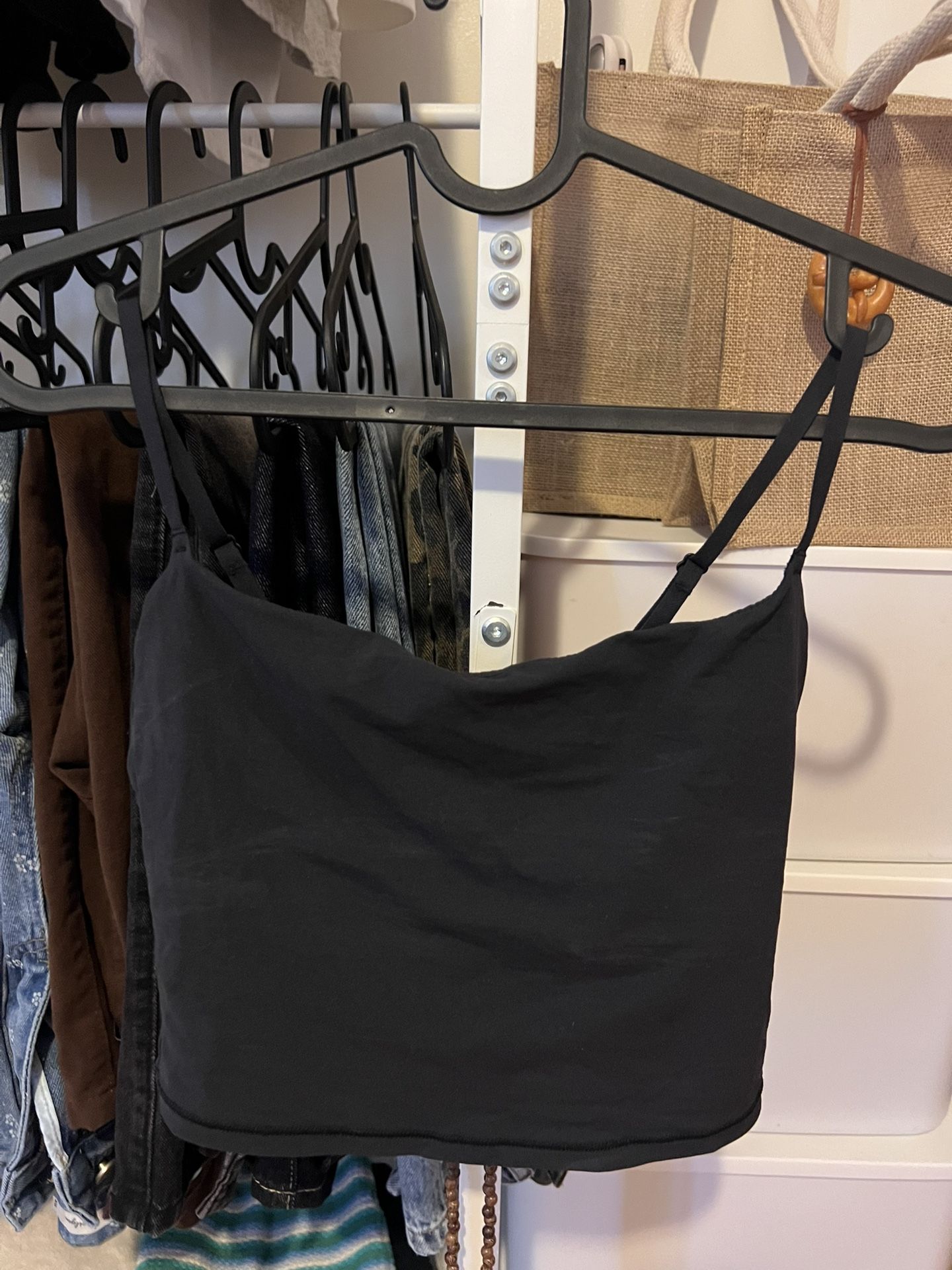 Skims Woman Black short cami (xs)