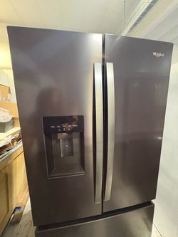 Whirlpool French Door Refrigerator with Ice and Water