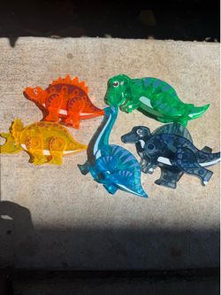 Magnetic tile dinosaurs