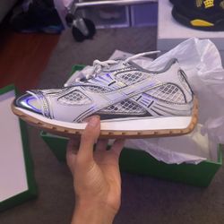 Silver Bottega Veneta Size 42 Brand New