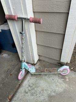 LOL Surprise Scooter