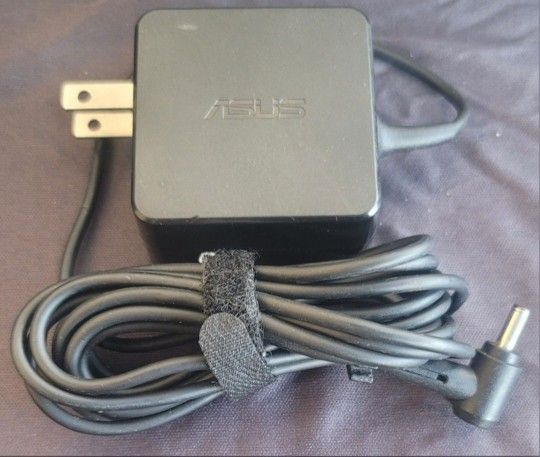 OEM Asus 33W 1.75A 19V AC Adapter Charger Compatible with Asus Vivobook
