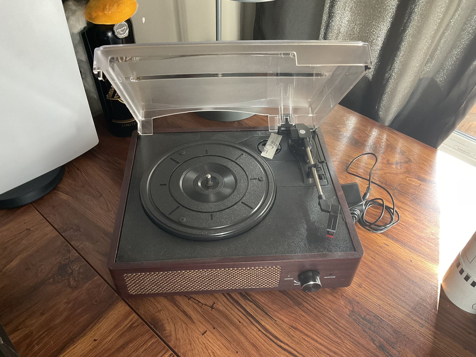 Vinyl Record Player M49A + Vinyls