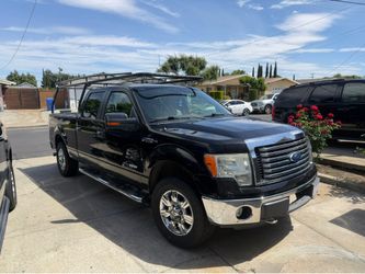 Ford F-150 (Black clean work truck)