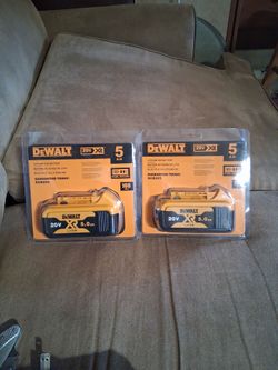 DeWalt 20V XR 5.0Ah Lithium-Ion Battery 2-Pack