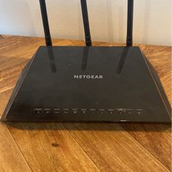 Netgear Nighthawk - Perfect Condition