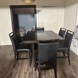 6 Chair/ Table 
