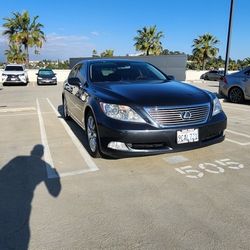 2007 Lexus LS 460