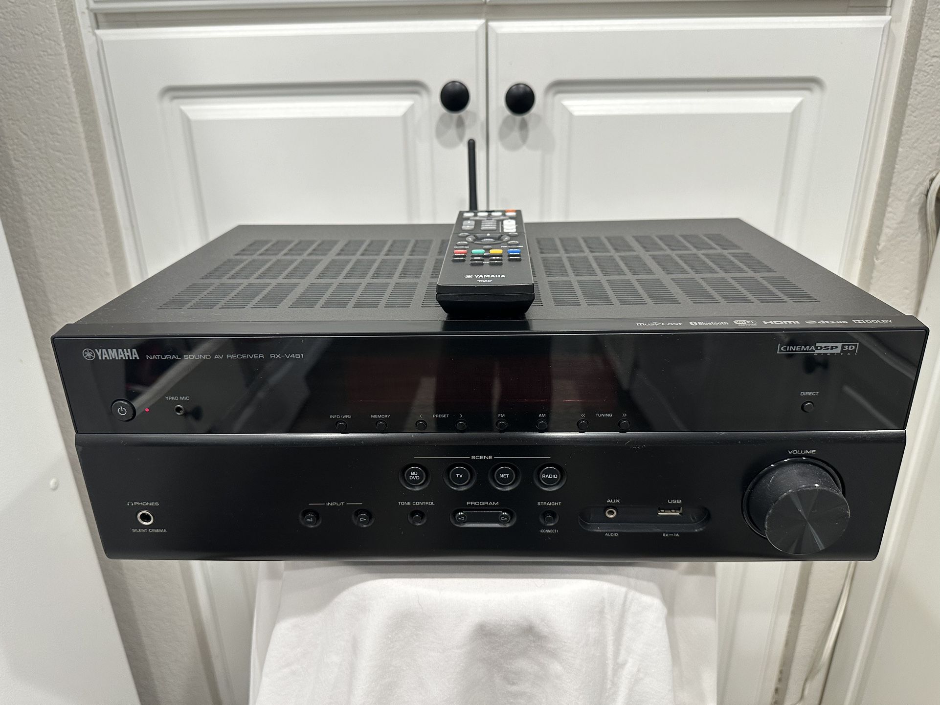 Yamaha RX-V481 Home Entertainment System Amplifier Controller