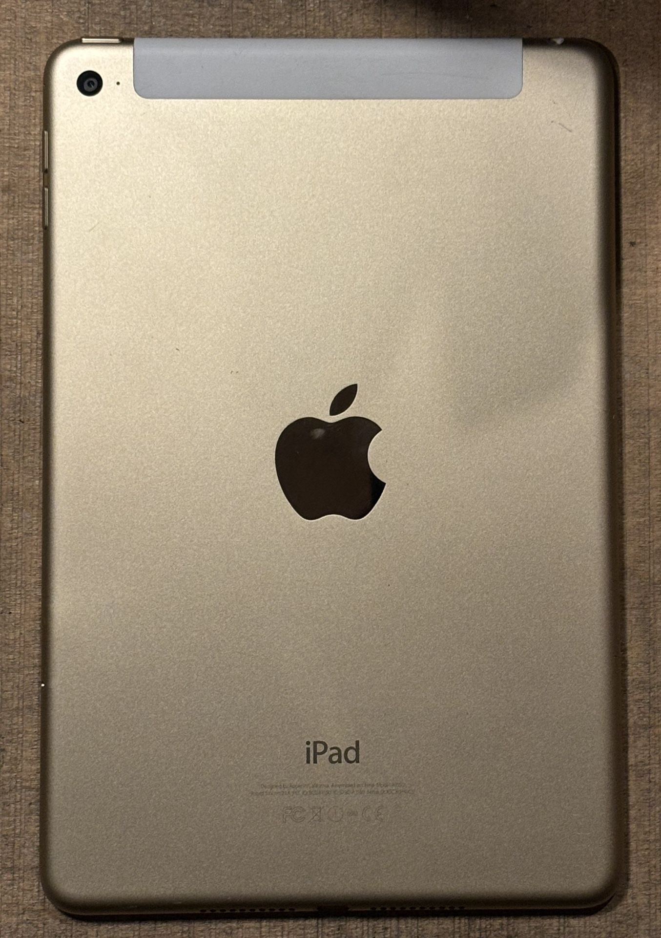 iPad mini 4 Wi-Fi + Cellular. Factory Reset & Ready 