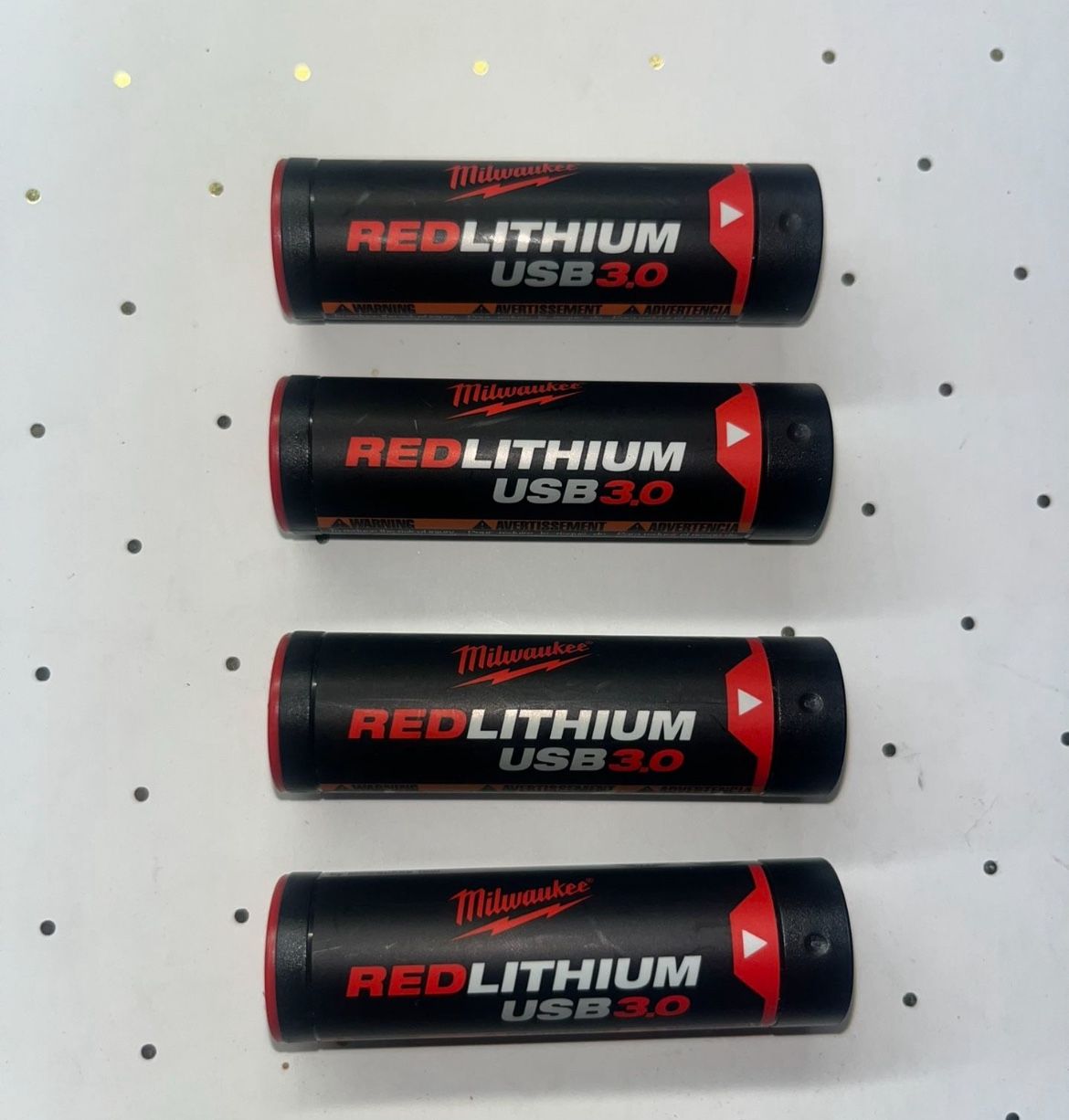 Milwaukee REDLITHIUM Lithium-Ion Rechargeable USB 3.0 AH Battery $15 each Keywords : Marco tools, Mac tools, SnapOn tools snap on lifetime warra