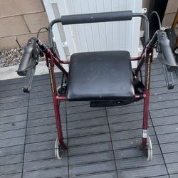 Walker / Seater