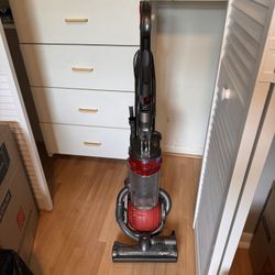 Dyson  DC 25 Vacuum Cleaner 