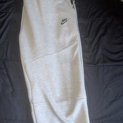 Nike Tech Fleece Grey Joggers