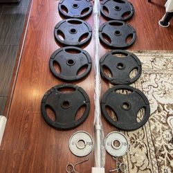 🚚 FREE DELIVERY 🚚😳 ((CAP)) 😳RUBBER WEIGHT SET WITH Brand New BARBELL TOTAL WEIGHT 415 LBS