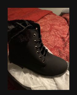 Womens Black Boots 