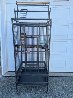 24x22x55high cage and 68 is tall for top stand