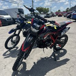 2025 Motocross Dirt Bike / Pit Bike