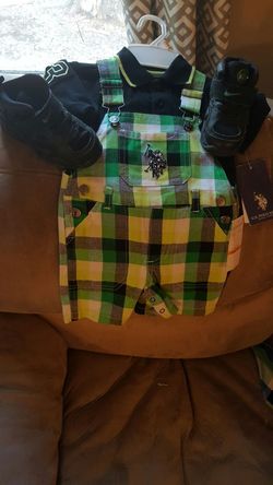 Brand new 12 month 2 piece with preowned size 6c Nike Air max