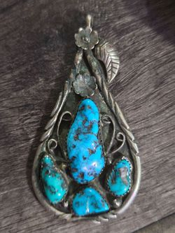 Vintage Sterling silver and turquoise Navajo Drop Pendant.