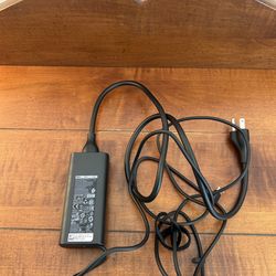 Dell 65 W AC Adapter