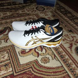 Men's Asics Gel Size 14