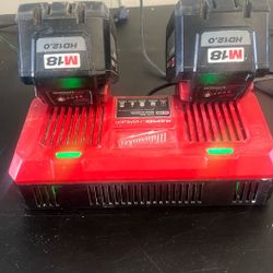 Milwaukee Batteries 12.0 Ah Con Cargador Rápido