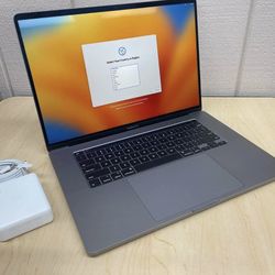 MacBook Pro 16 Inch 