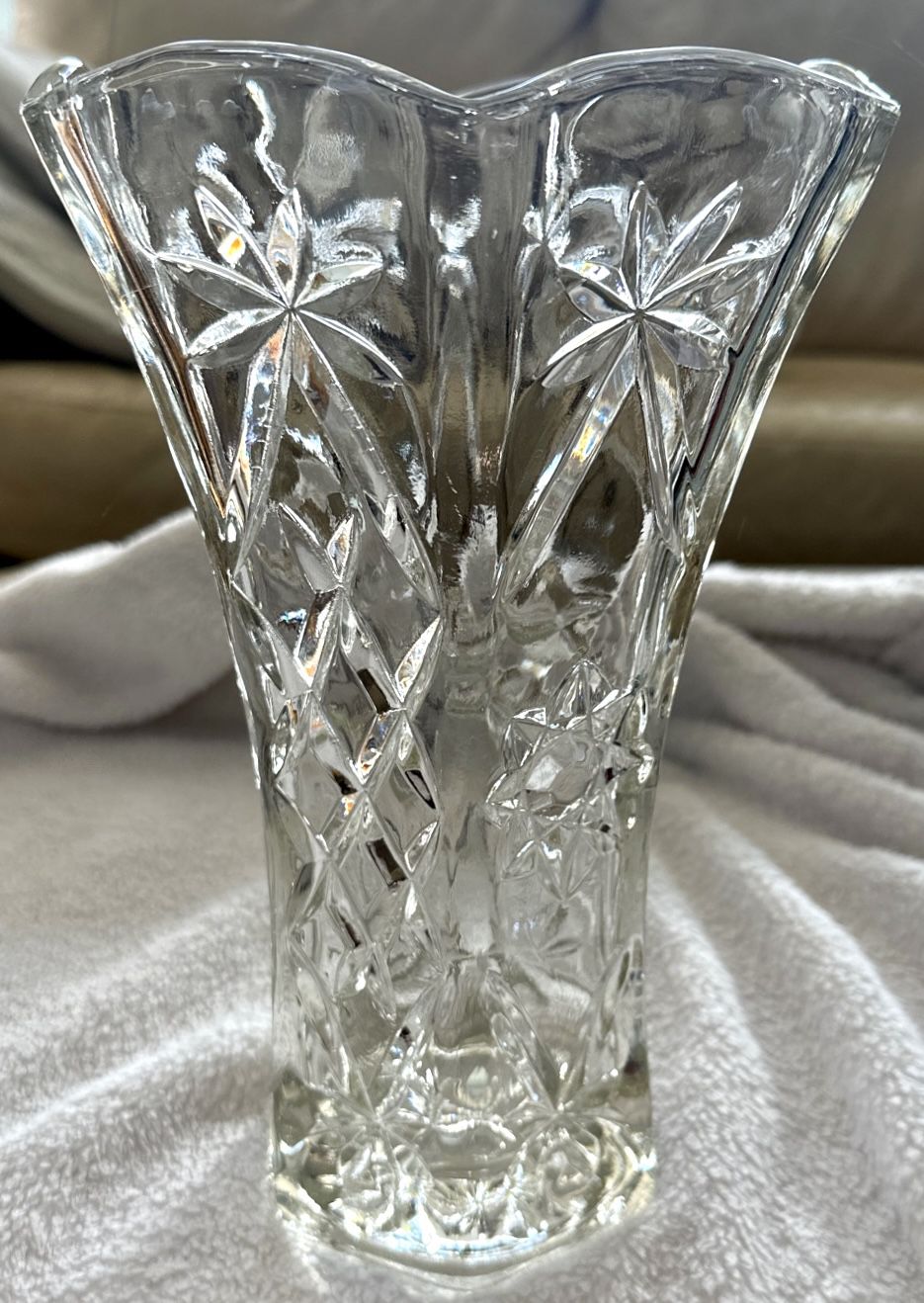 Vintage Anchor Hocking Prescut Star of David Clear Glass Vase-Tall! 
