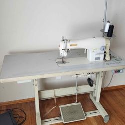 Máquina De Coser SINGER