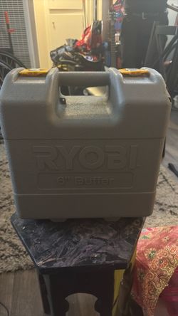 Ryobi buffer 6 inch with case