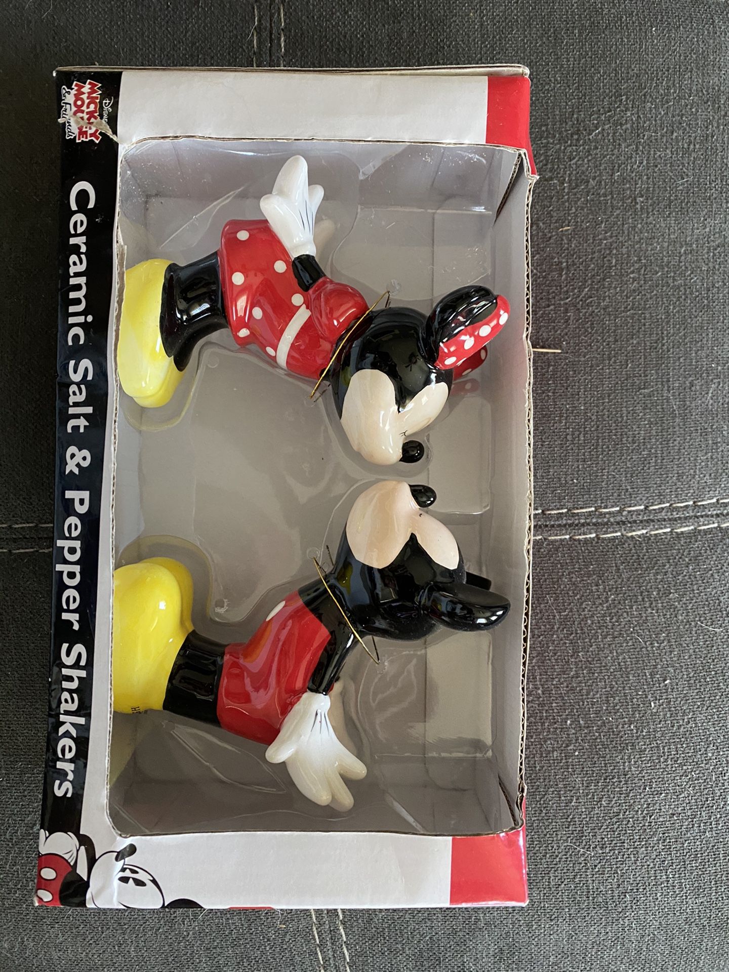 Disney Mickey and Minnie salt and pepper shakers