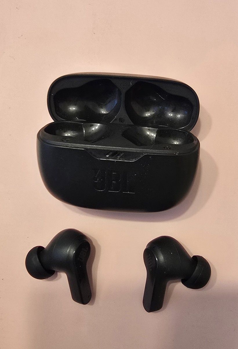 JBL EARBUDS