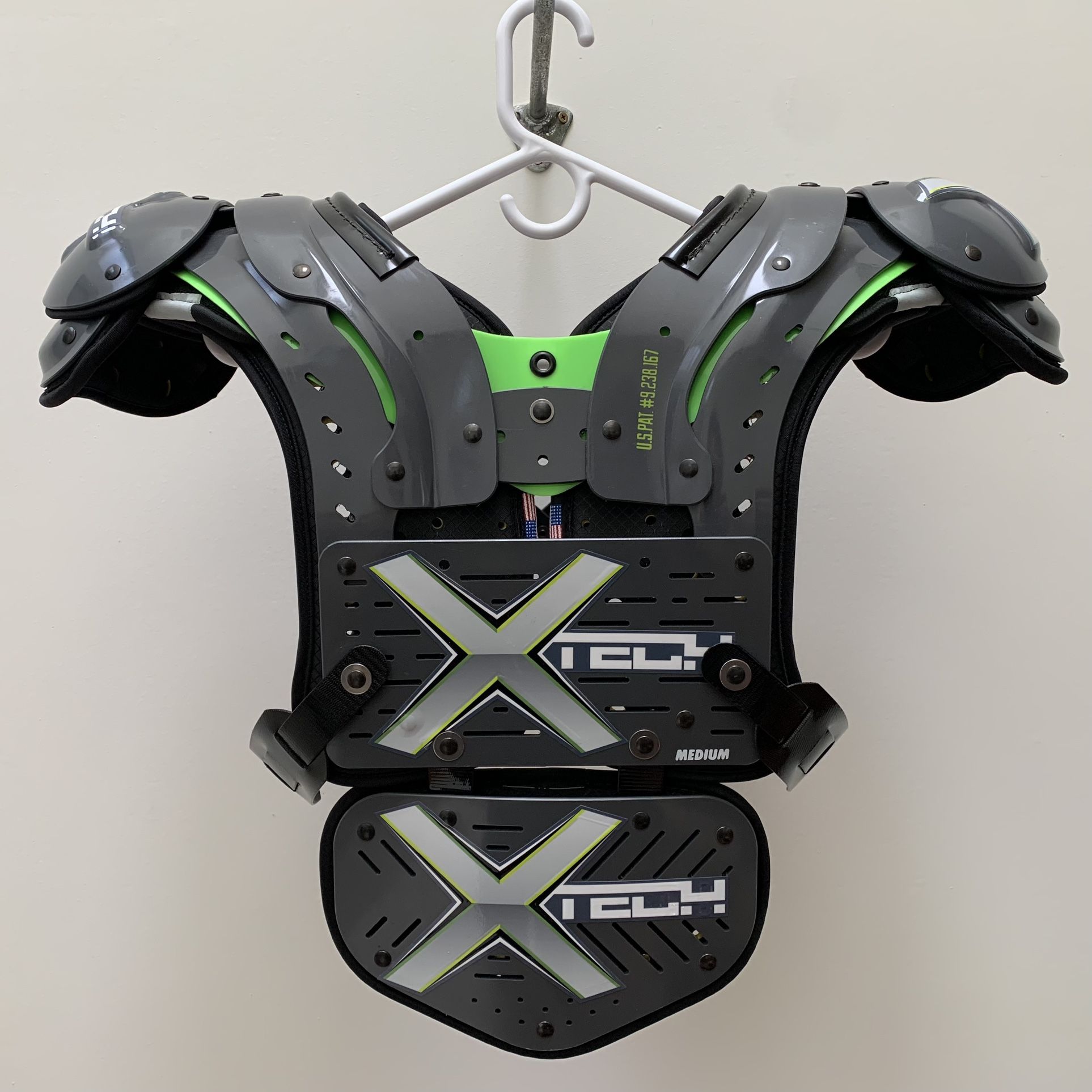 XTECH Skill Adult Football Shoulder Pads Medium