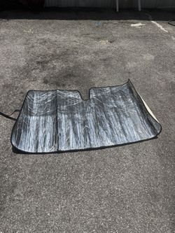 Venza Windshield /Sun Shade