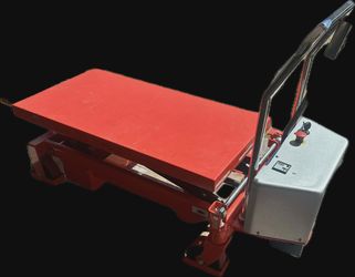 Lift table operador battery