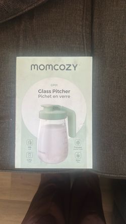MOMCOZY Glass Pitcher