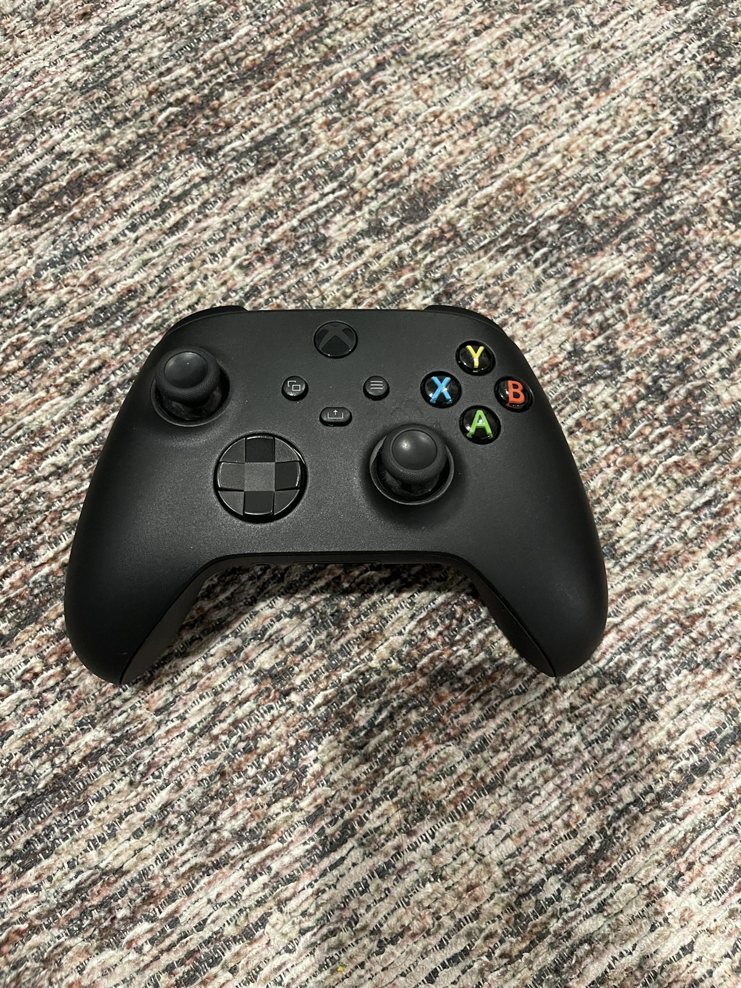 Xbox One Controller Black for Sale in Los Angeles, CA - OfferUp