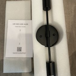 Brand New : Matte Black 2-Light Wall ( Not Including E26) 