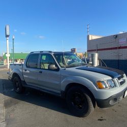 2003 Ford Explorer Track lx, $4200 OBO 
