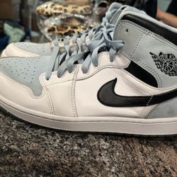 Nike Jordan Air Ones Size 12.5