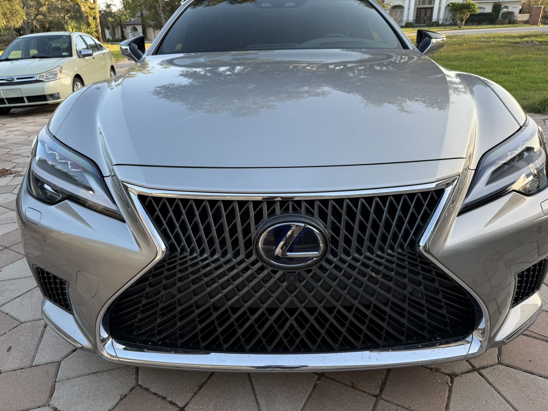 2021 Lexus LS 500h