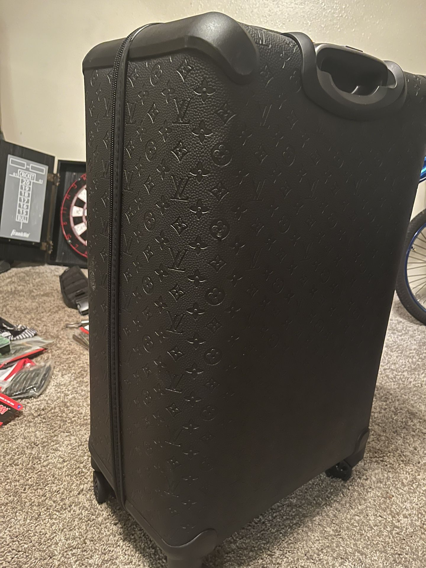 Louis Vuitton luggage bag, brand new