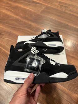 Jordan 4 Retro White Thunder ⚡️