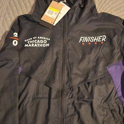 Nike Men’s S  Chicago Marathon 2024 Windrunner Finisher Jacket Black FV6204-010