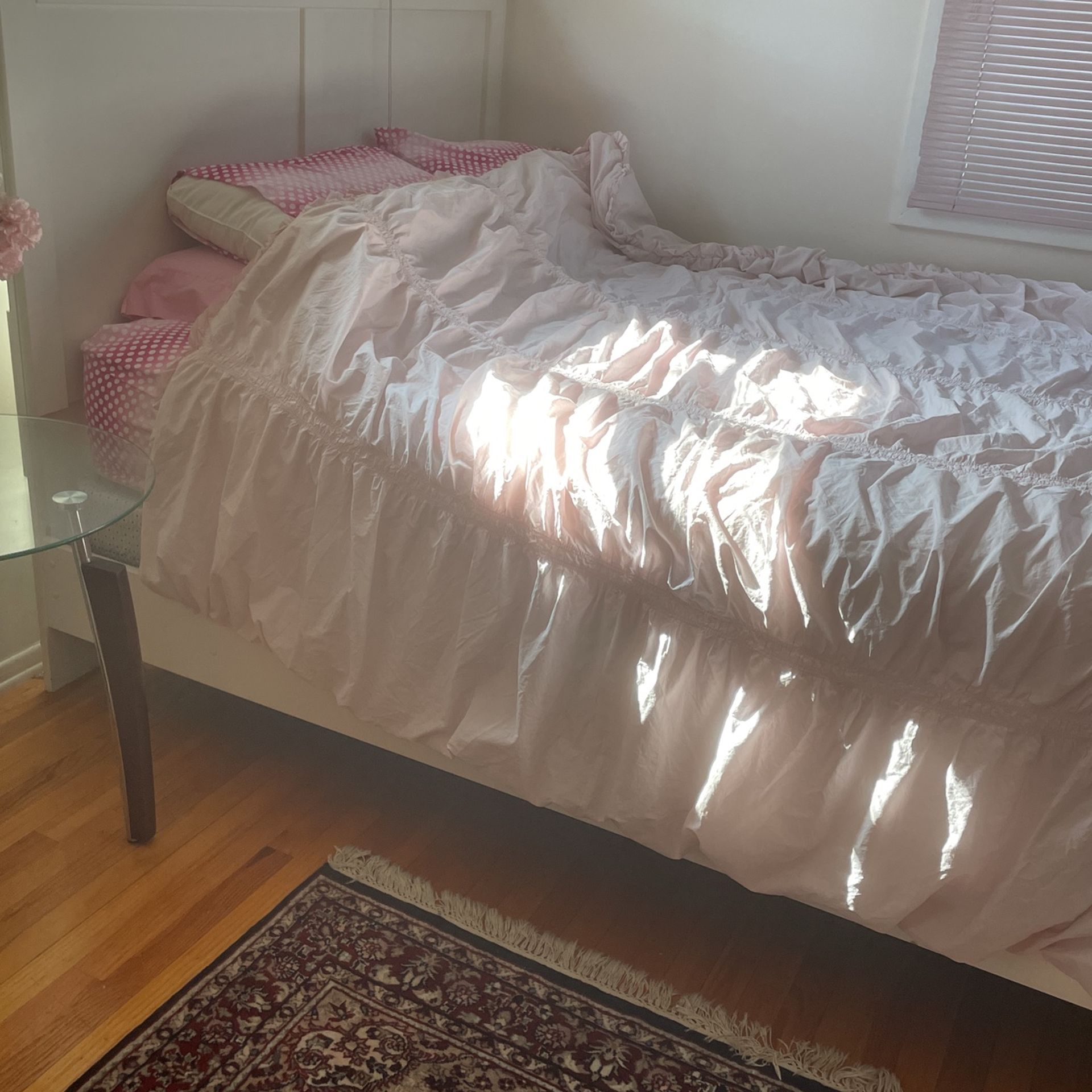 Bed - queen size